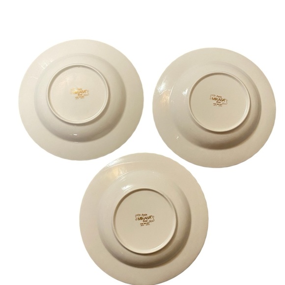 MIKASA PINK MELODY BONE CHINA FLORAL PATTERNED PLATES 9.5" SET OF 3 - Picture 2 of 12